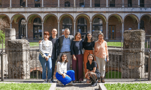 I docenti della Statale, Mariacristina Cavecchi, Margaret Rose e Luigi Cominelli, con studentesse, studenti, dottorande e ricercatrici della Statale coinvolti nel progetto Typus