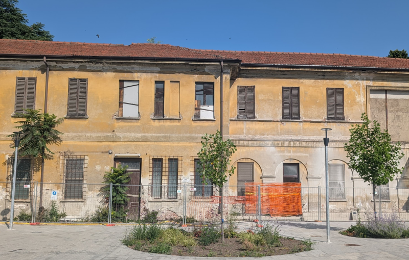 L'edificio storico di via Sforza 38