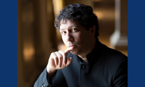 Il direttore d'orchestra, Michele Gamba, che dirigerà il 30 novembre l'Orchestra d'Ateneo