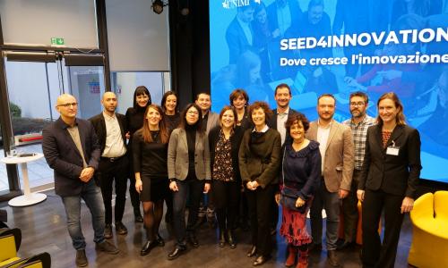 I rappresentanti dei 17 team finalisti alla cerimonia di premiazione di Seed4Innovation