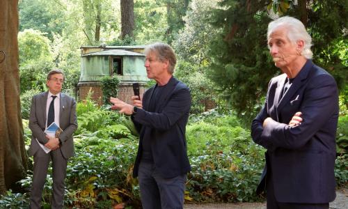 Il rettore Elio Franzini, il direttore dell'Orto Botanico di Brera Martin Kater e il direttore artistico del Centenario dell'Università degli Studi di Milano Massimiliano Finazzer Flory.