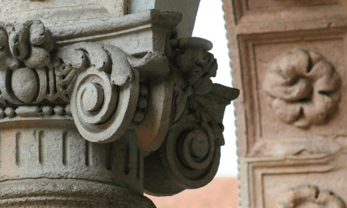 Un dettaglio della sede di via Festa del Perdono dell'Università Statale di Milano