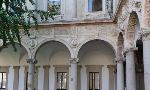 Uno scorcio della sede di via Festa del Perdono dell'Università Statale
