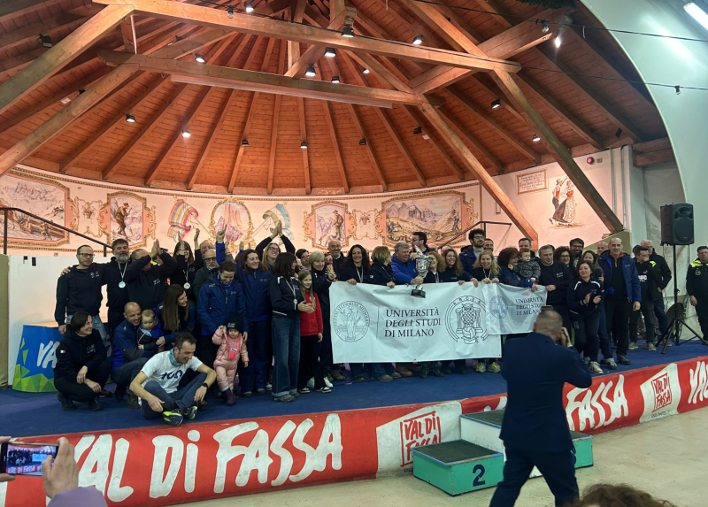 La squadra della Statale alla premiazione a Pozza di Fassa (TN)