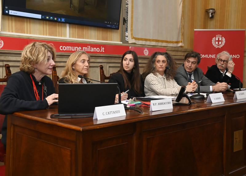 Un momento della conferenza stampa a cui hanno partecipato la prorettrice Maria Pia Abbracchio e la professoressa Cristina Cattaneo - Foto Comune di Milano