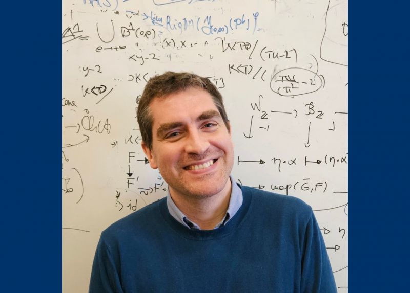Alberto Vezzani, docente di Algebra presso il dipartimento di Matematica