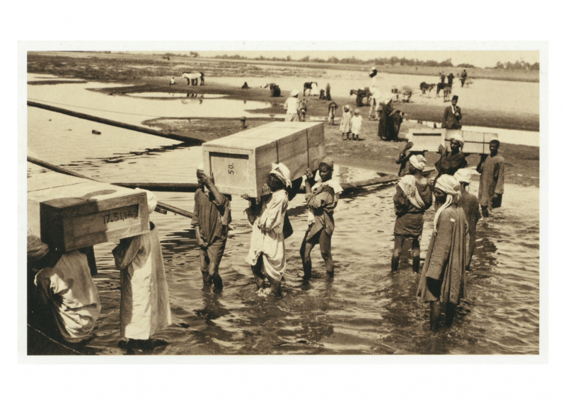 Le casse con il corredo funerario di Tutankhamon vengono imbarcate alla volta del Cairo - Archivi di Egittologia dell'Università Statale di Milano