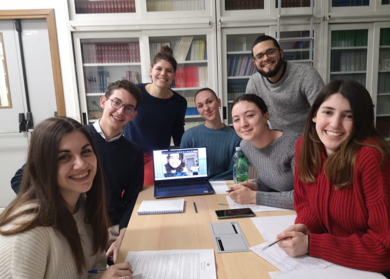 Il team di studentesse e studenti e coach della Statale che parteciperà all'11esima edizione della CIM