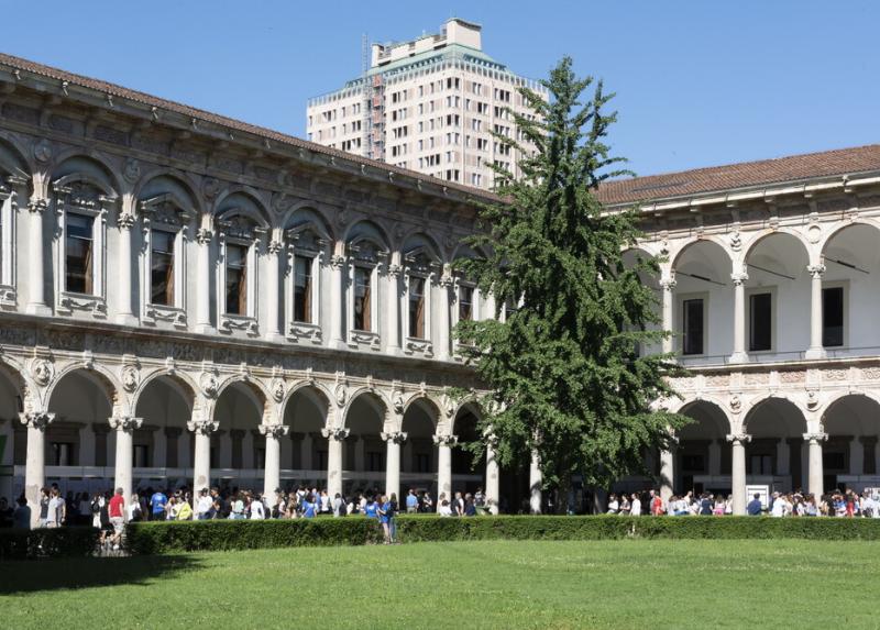 Cortile centrale Festa del Perdono