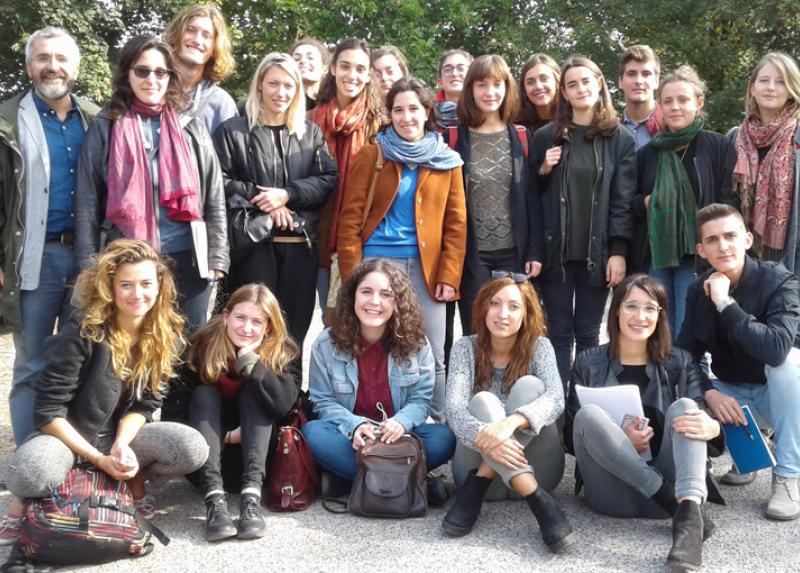 Il gruppo di studenti che partecipa al laboratorio Polo universitario penitenziario della Casa di Reclusione di Milano-Opera