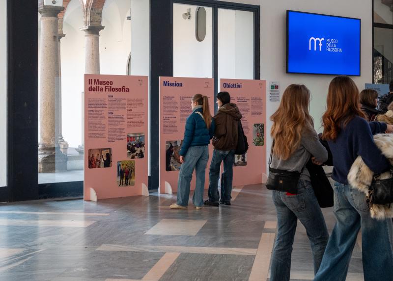 Gli allestimenti per il Museo della Filosofia in Statale con le visite delle scuole
