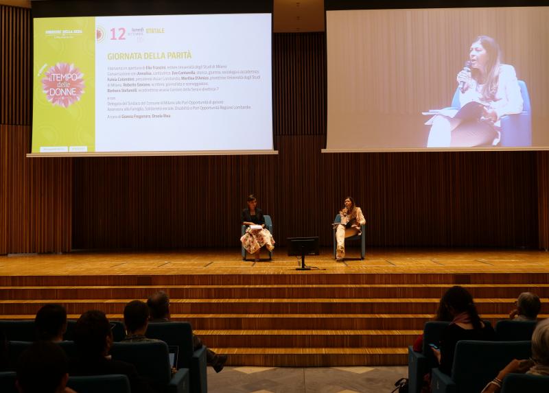 L'introduzione dell'evento con Barbara Stefanelli e la professoressa Marilisa D'Amico