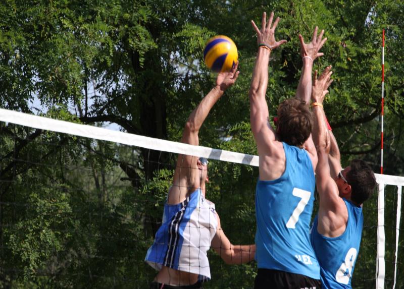 Match di pallavolo con gli studenti Unimi