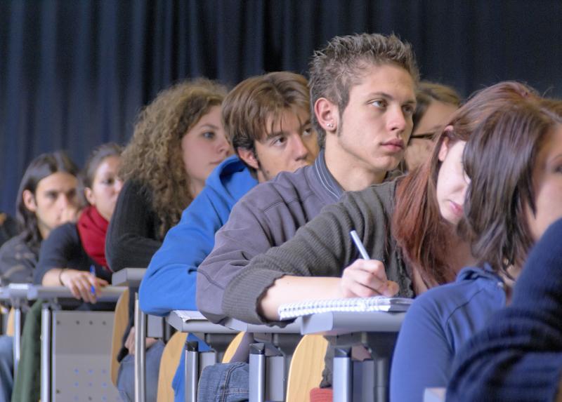Studenti in aula - Foto di Vaclav Sedy, 2008