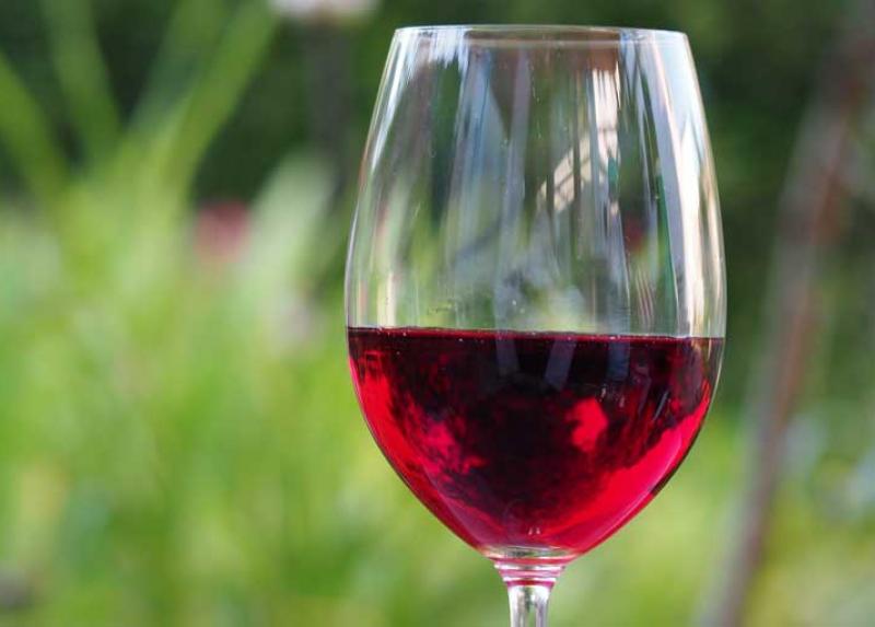 Calice di vino rosso