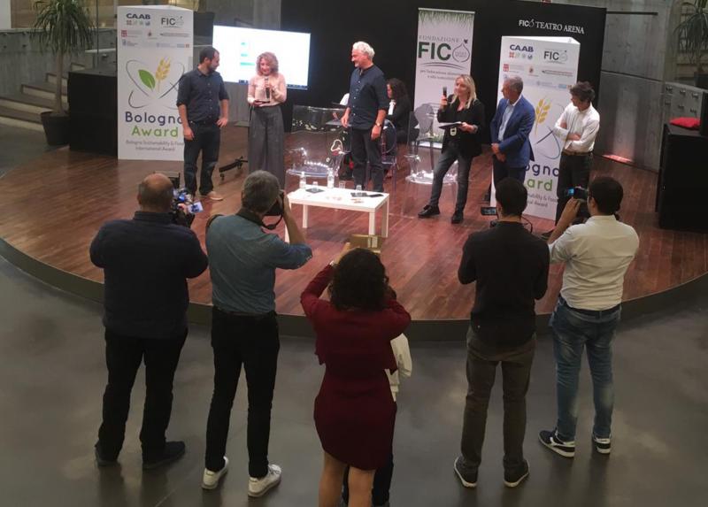 La premiazione di Dévelo al Bologna Sustainability and Food International Award