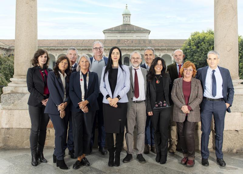 La squadra di prorettrici e prorettori della Statale con la rettrice Marina Brambilla