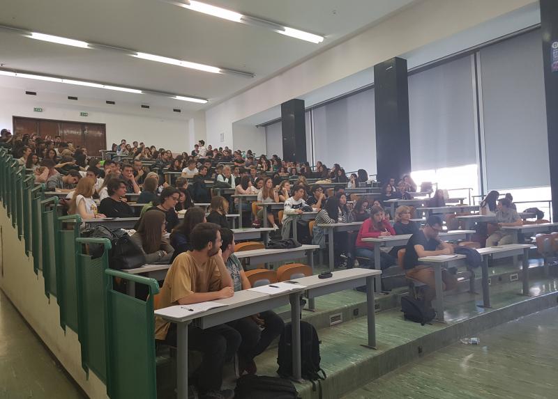 Platea in aula 211