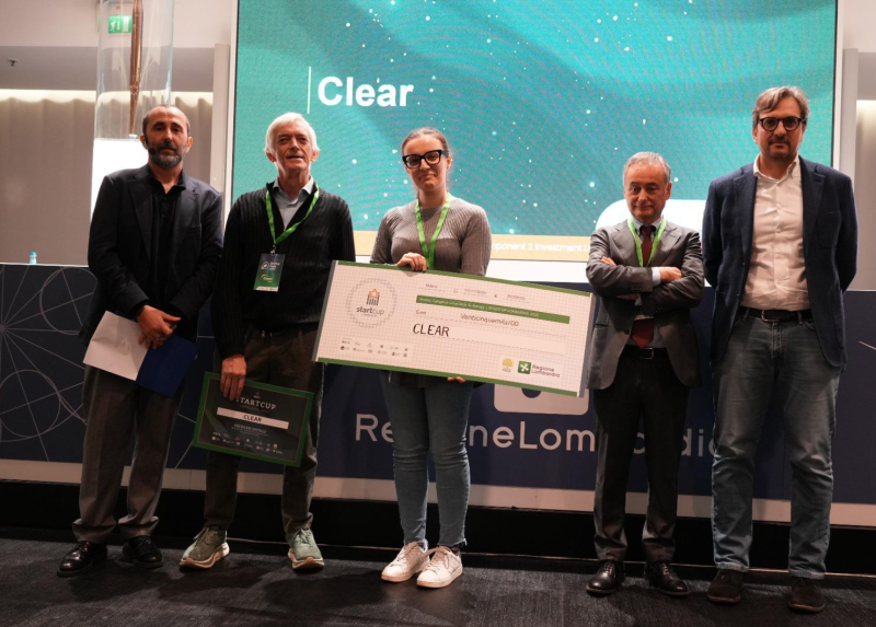 Premiazione della startup CLEAR.