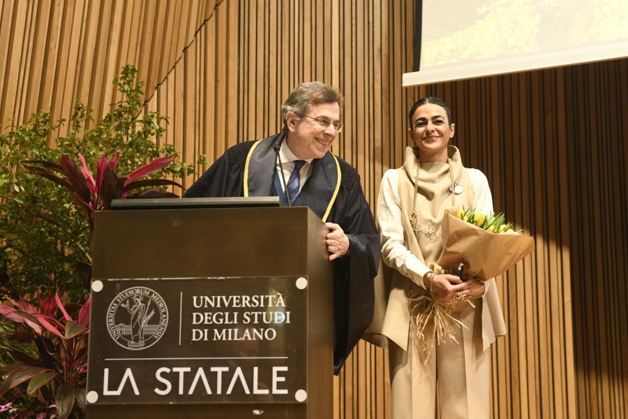 Il rettore Elio Franzini con Rayhane Tabrizi - Foto di Marco Riva