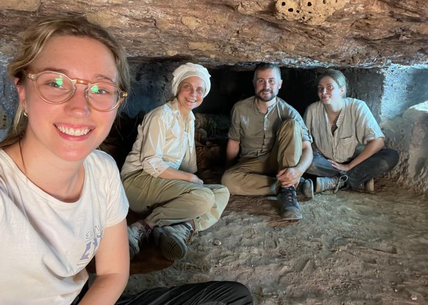 Parte del team degli scavi di Assuan.