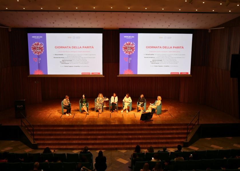 Il tavolo delle rettrici al Tempo delle Donne all'Università degli Studi di Milano.