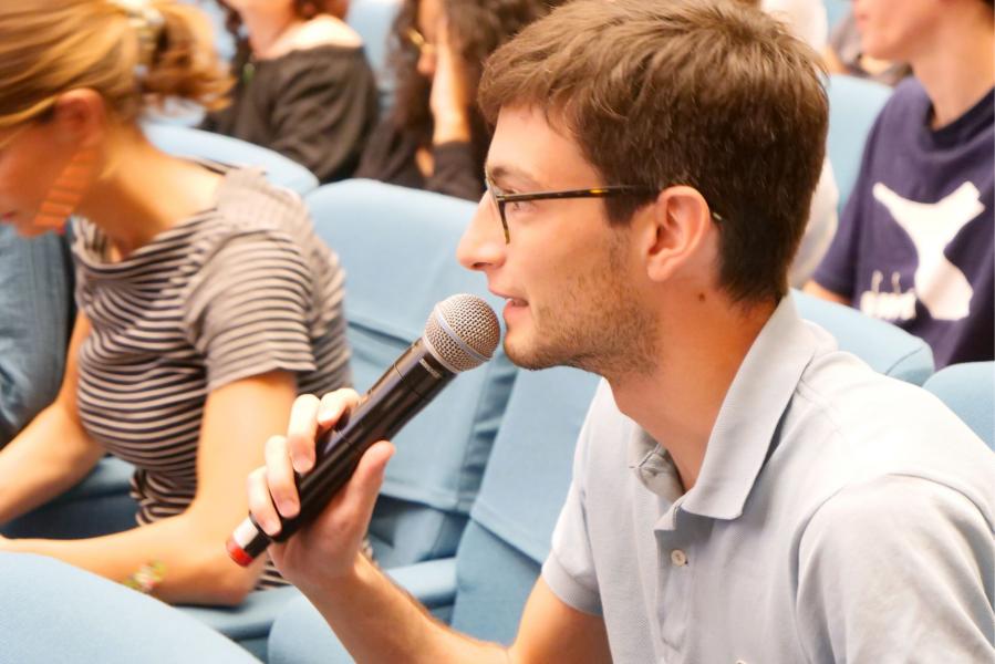 Studente dell’Università degli Studi di Milano.