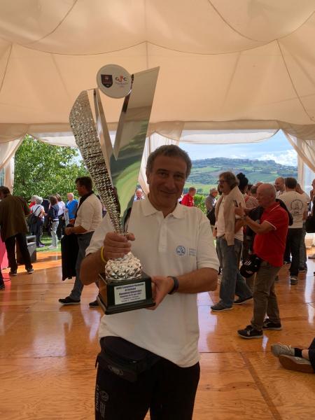 La coppa vinta dal team della Statale