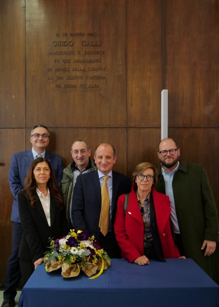 La cerimonia con i familiari del giudice Guido Galli nell'aula 309