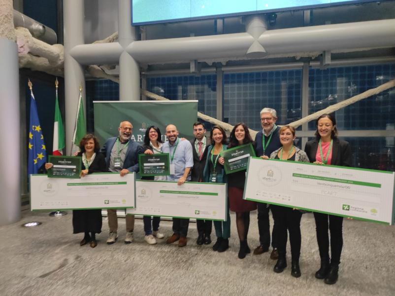 Coordinatori e team dei quattro progetti premiati legati all'Università Statale