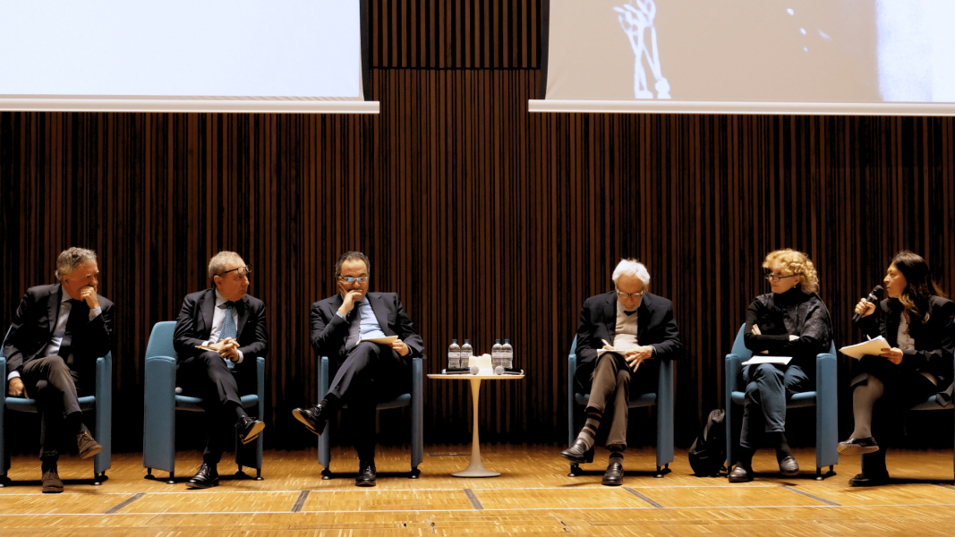 I partecipanti alla presentazione della 9ᵃ Giornata sulla Giustizia: Nando Dalla Chiesa, Gian Luigi Gatta, Giuseppe Santalucia, Giuliano Turone, Daniela Saresella, Marilisa D'Amico