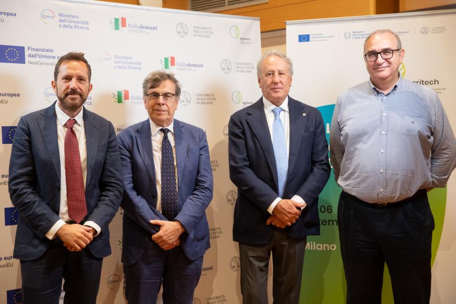 Danilo Ercolini, direttore scientifico di Fondazione Agritech, il rettore della Statale di Milano Elio Franzini, il rettore dell'Università Federico II di Napoli, il professor Gian Battista Bischetti, coordinatore dello Spoke 8 di Agritech
