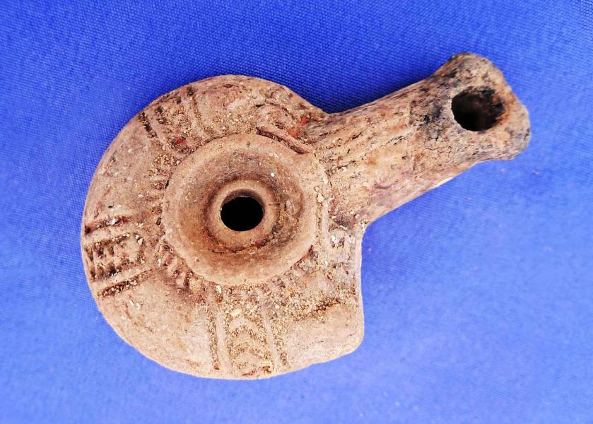 Lucerna in terracotta