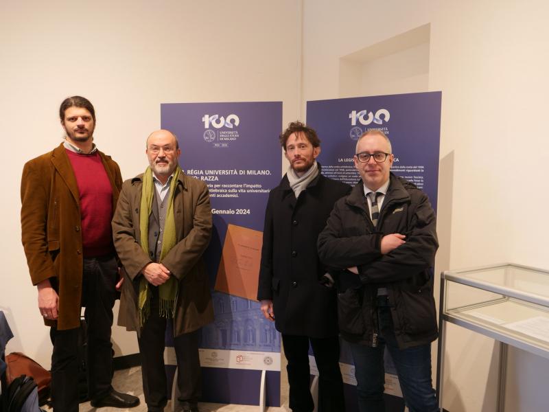 I curatori della mostra Yuri Gallo, archivista presso la Biblioteca di Filosofia, Giovanni Rota, primo ricercatore presso l'Istituto per la Storia del Pensiero Filosofico e scientifico moderno (CNR Milano-Napoli),  Emanuele Edallo, ricercatore presso il dipartimento di Studi Storici, Luca Natali, assegnista e professore a contratto presso il dipartimento di Filosofia "Piero Martinetti" 