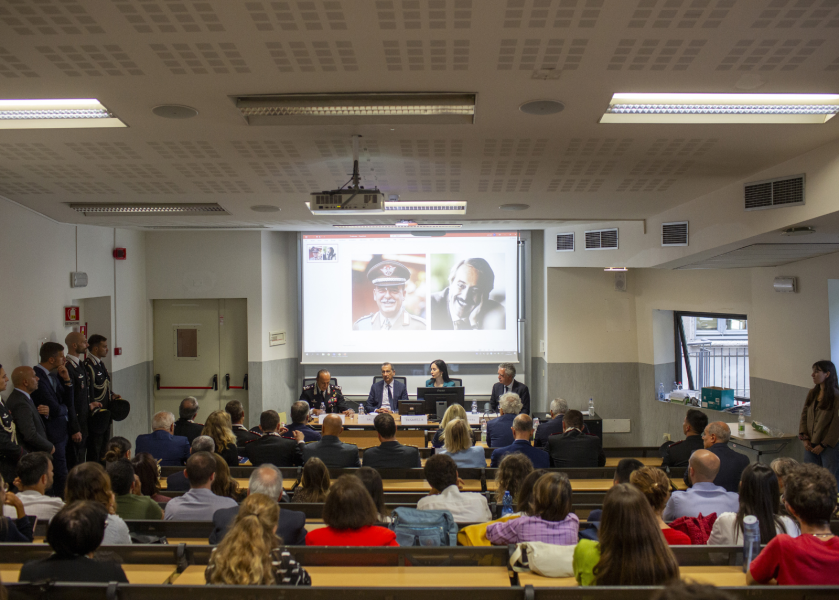 Acerba Scienza, intitolazione del corso di Sociologia della Criminalità organizzata al generale Carlo Alberto dalla Chiesa e a Giovanni Falcone.