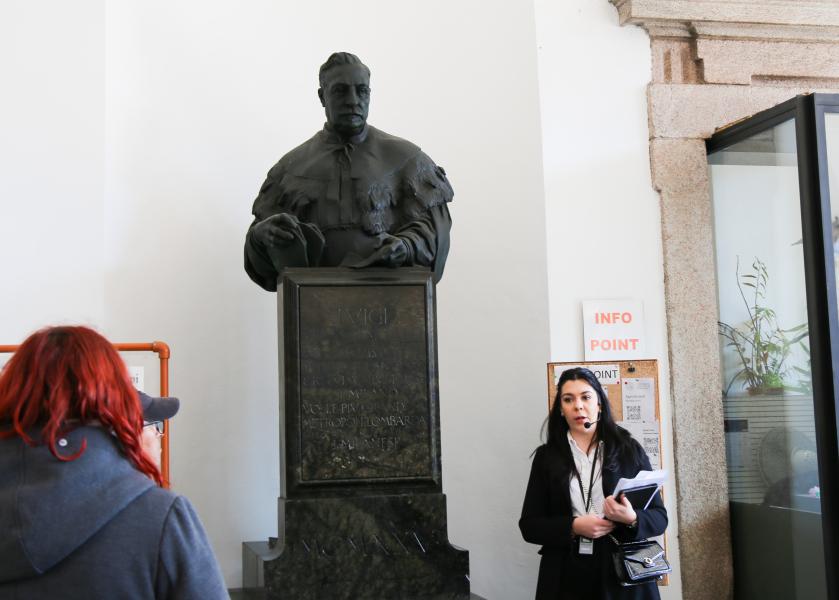 Un momento delle visite alla Ca' Granda durante Università Svelate