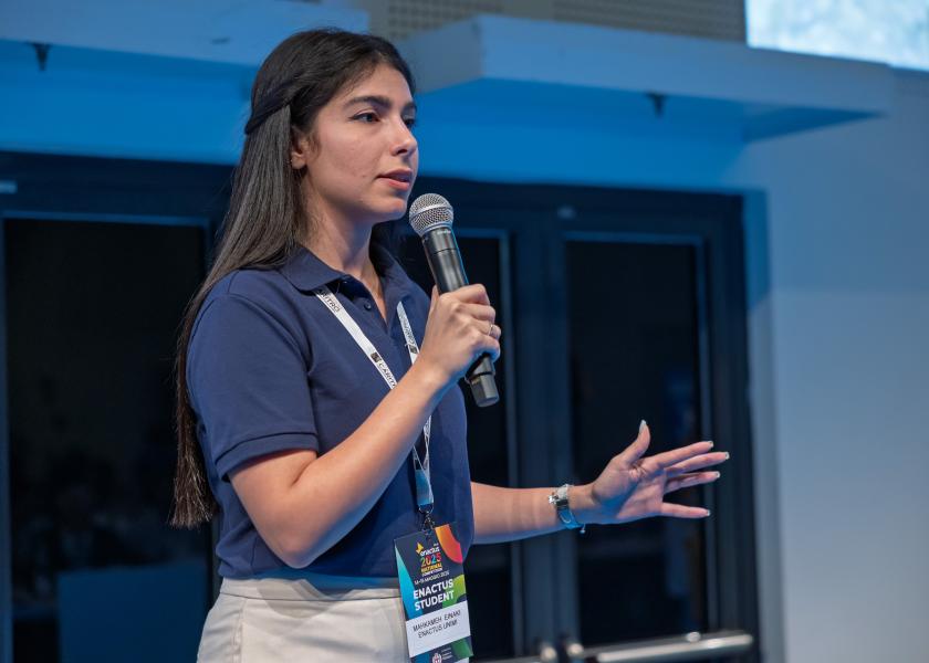 Mahkameh Einaki, studentessa del corso di laurea magistrale in Law and Sustainable Development e Environmental Change and Global Sustainability dell’Università Statale di Milano
