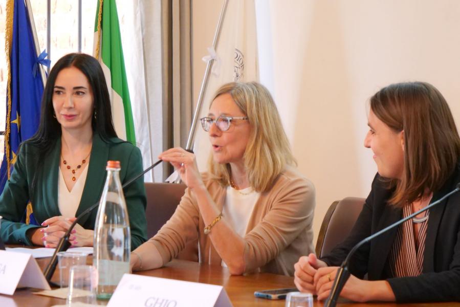 Al centro Federica Laudisa, IRES Piemonte, Istituto di ricerche economico sociali del Piemonte.