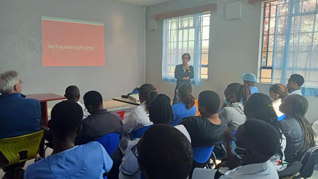 Activities in Kenya with professors Maria Paola Canevini and Giovanni Felisati.
