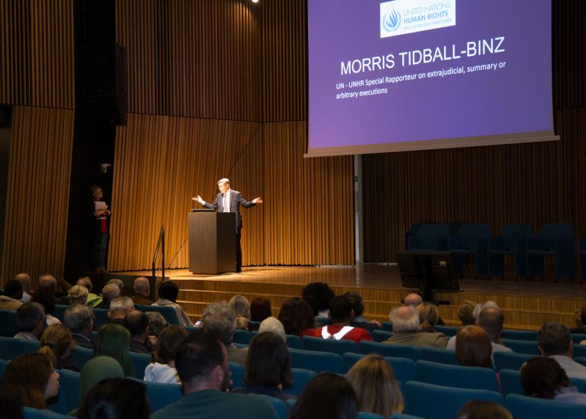 UN-UNHR Special Rapporteur Morris Tidball-Binz all’iniziativa “Un nome, non un numero”.
