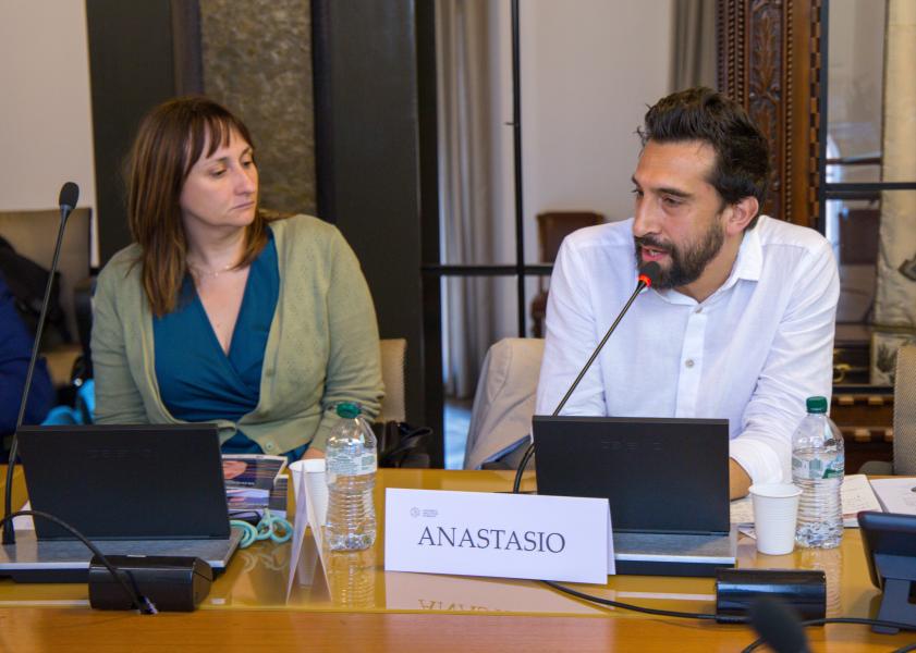 La delegata della rettrice a Disabilità e Dsa Stefania Leone e il giornalista de Il Giorno Giambattista Anastasio