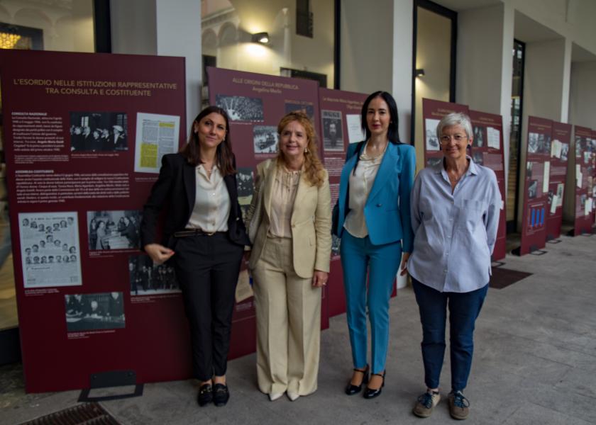 L’onorevole Anna Ascani, vicepresidente della Camera dei Deputati; Michela Minesso, docente di Storia delle Istituzioni politiche; la rettrice Marina Brambilla; Elena Lattuada, delegata del Sindaco di Milano alle Pari opportunità di genere.