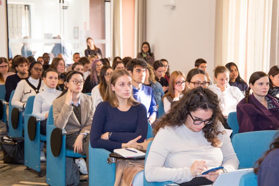 Convegno "Il valore del servizio: lavorare nella PA, costruire il futuro. Strumenti, percorsi e visioni per l’ingresso delle nuove generazioni nella PA"