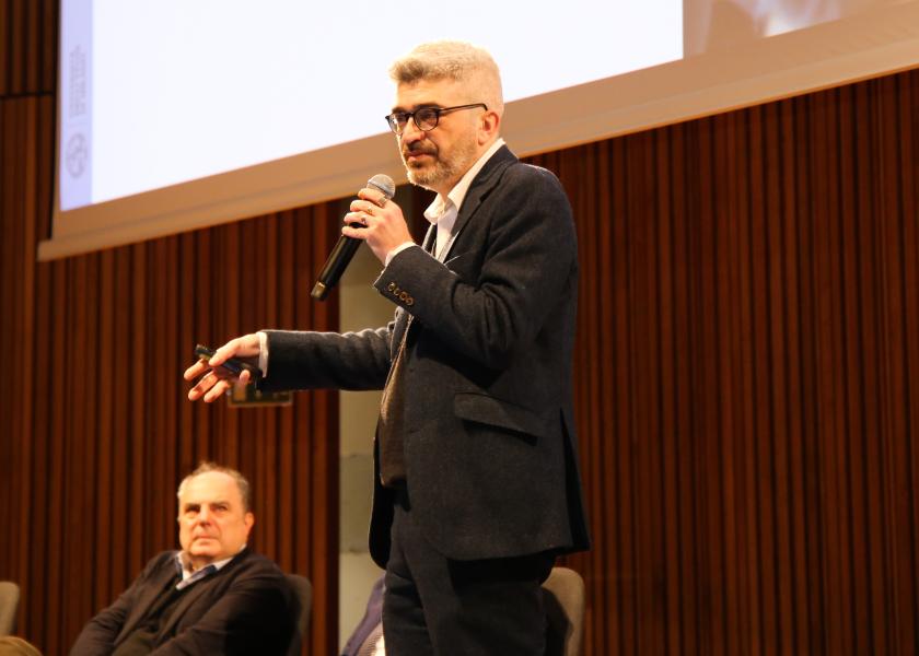 Alfio Ferrara, delegato alla AI Literacy