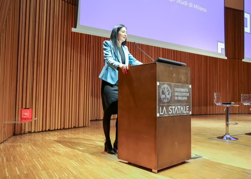 Evento “Come un’Onda, contro la violenza sulle Donne”, la rettrice Marina Brambilla.