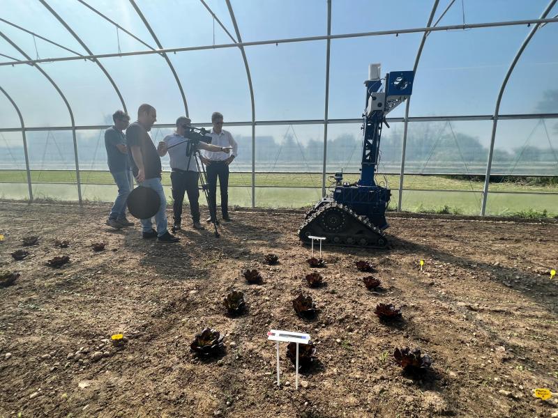 Il robot per l’agricoltura di precisione in via di sperimentazione a Cascina Baciocca a Cornaredo (MI)