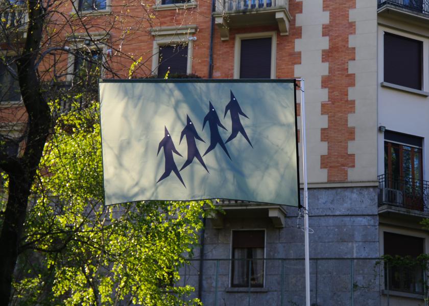 L’installazione “War Flags” di Philippe Starck con Babinet & Co. 