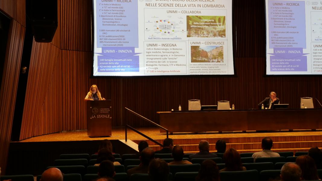 L'intervento della prorettrice Maria Pia Abbracchio in Aula Magna