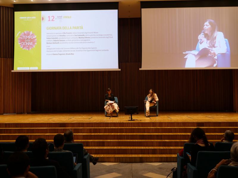 L'introduzione con Barbara Stefanelli e la professoressa Marilisa D'Amico