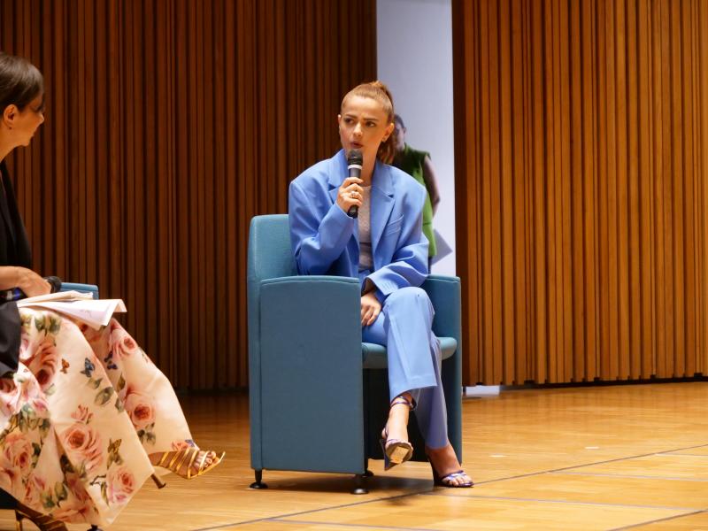 La cantane Annalisa intervistata da Barbara Stefanelli
